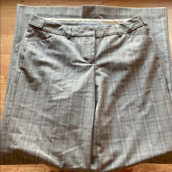 ✨ Express Studio ✨ Design Slacks - Picture 2 of 7